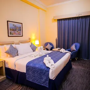 ** Aparthotel Green House & United Arab Emirates